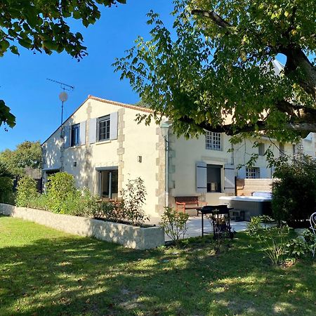 La Maison Du Champ De Beaumont Galgon Buitenkant foto