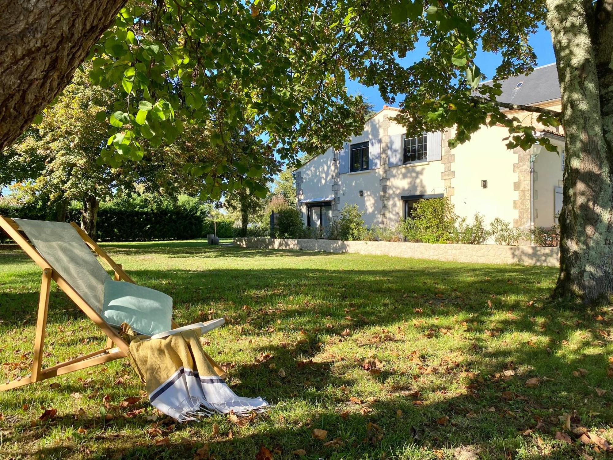 La Maison Du Champ De Beaumont Galgon Buitenkant foto